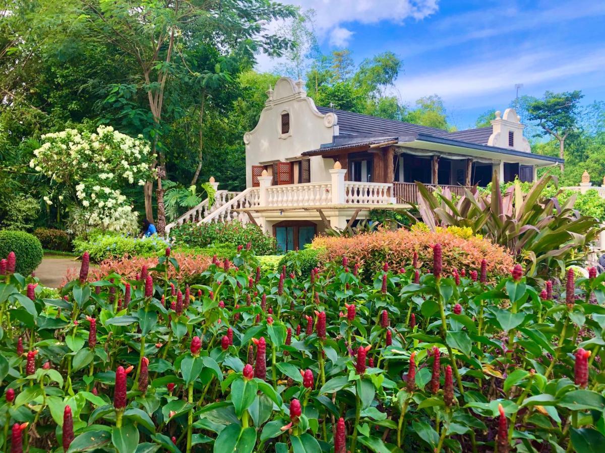 Ataalaya Farmhouse Batangas Esterno foto