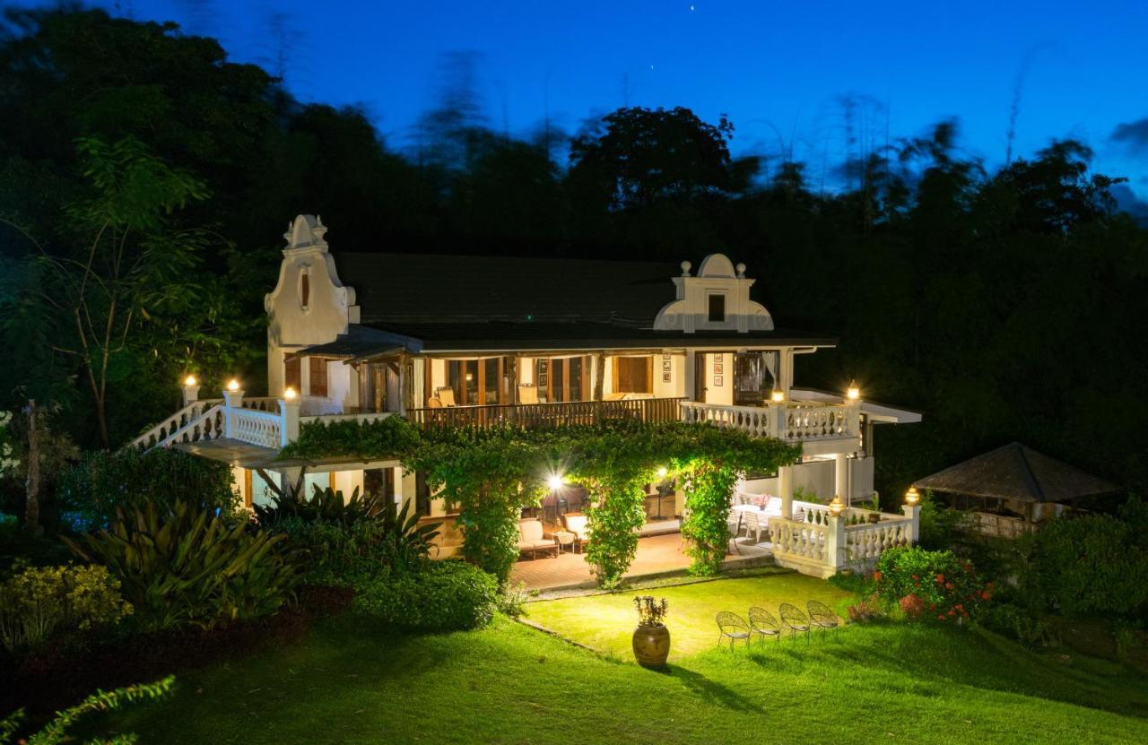 Ataalaya Farmhouse Batangas Esterno foto