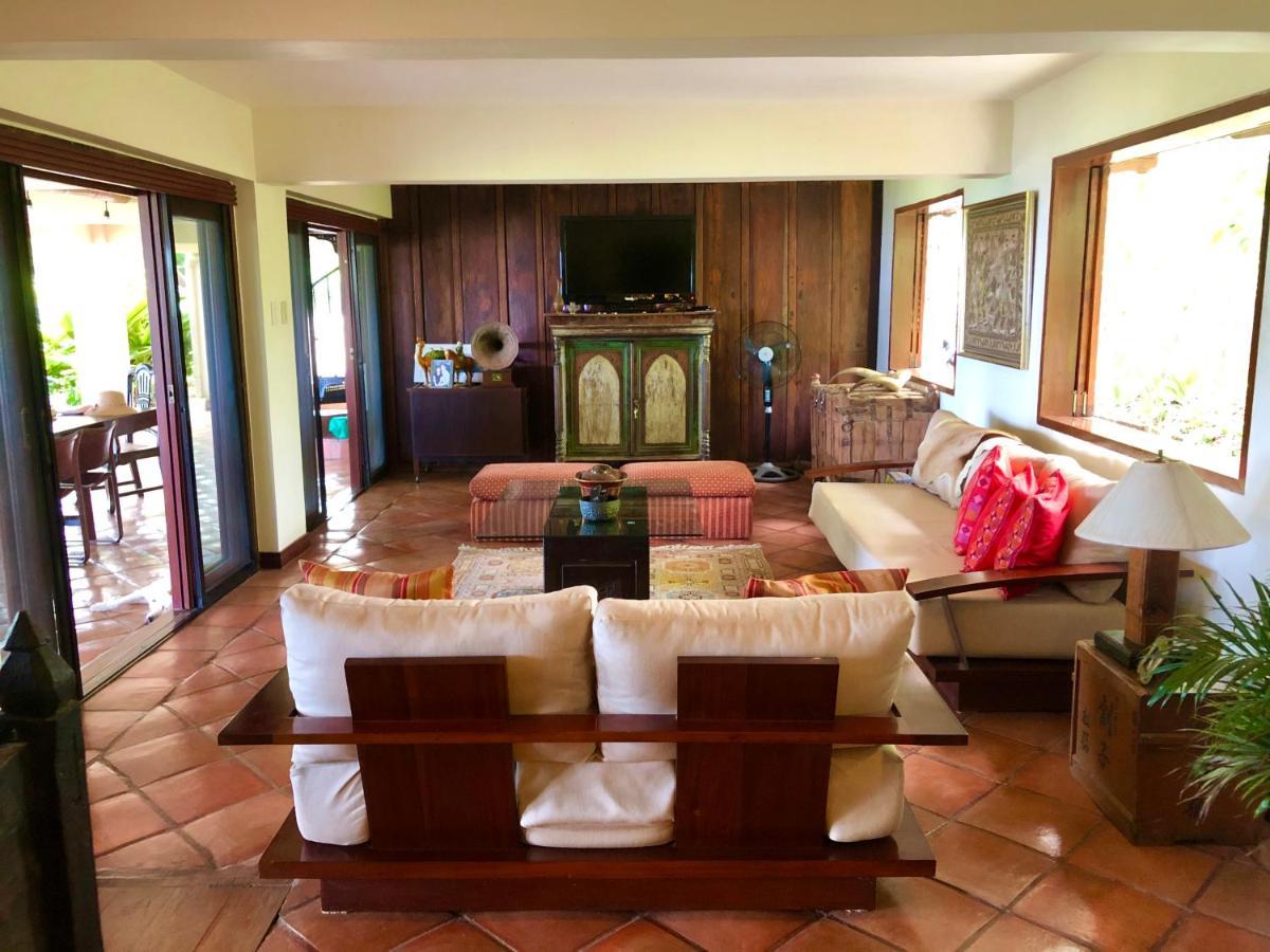 Ataalaya Farmhouse Batangas Esterno foto