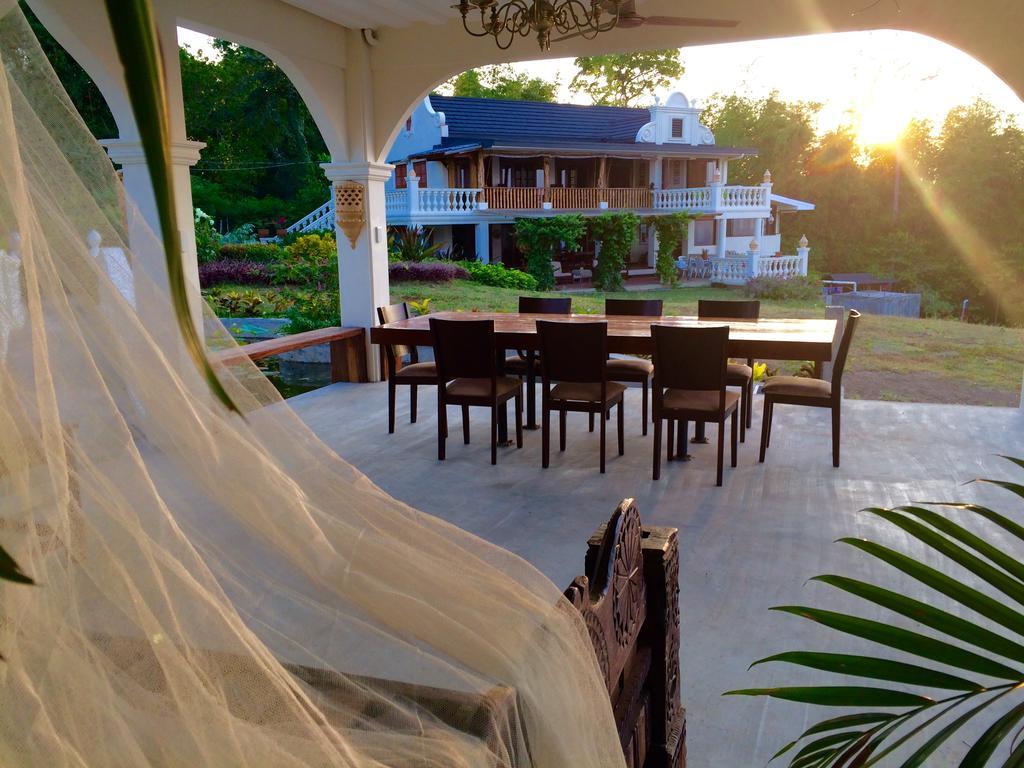 Ataalaya Farmhouse Batangas Esterno foto