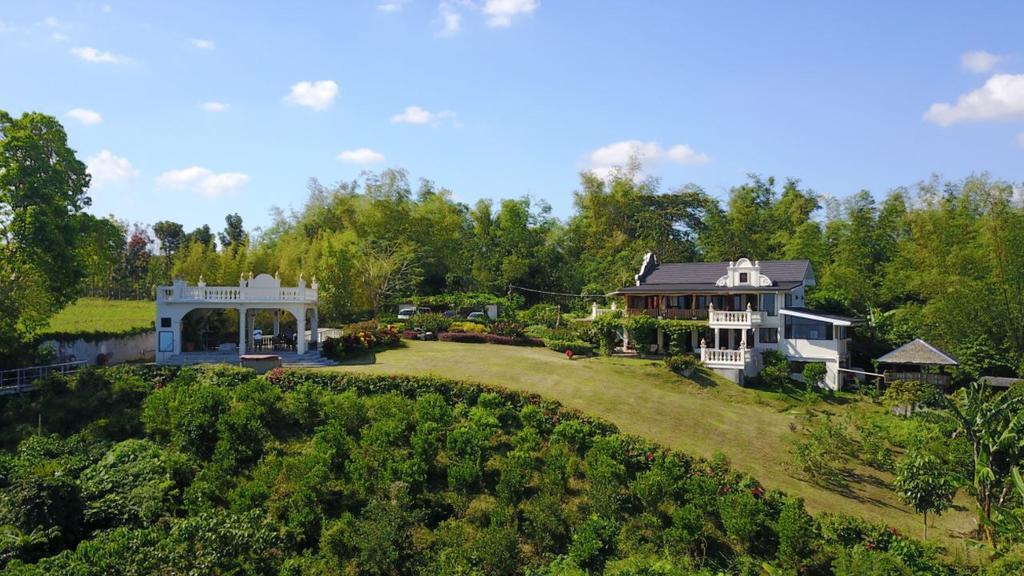 Ataalaya Farmhouse Batangas Esterno foto